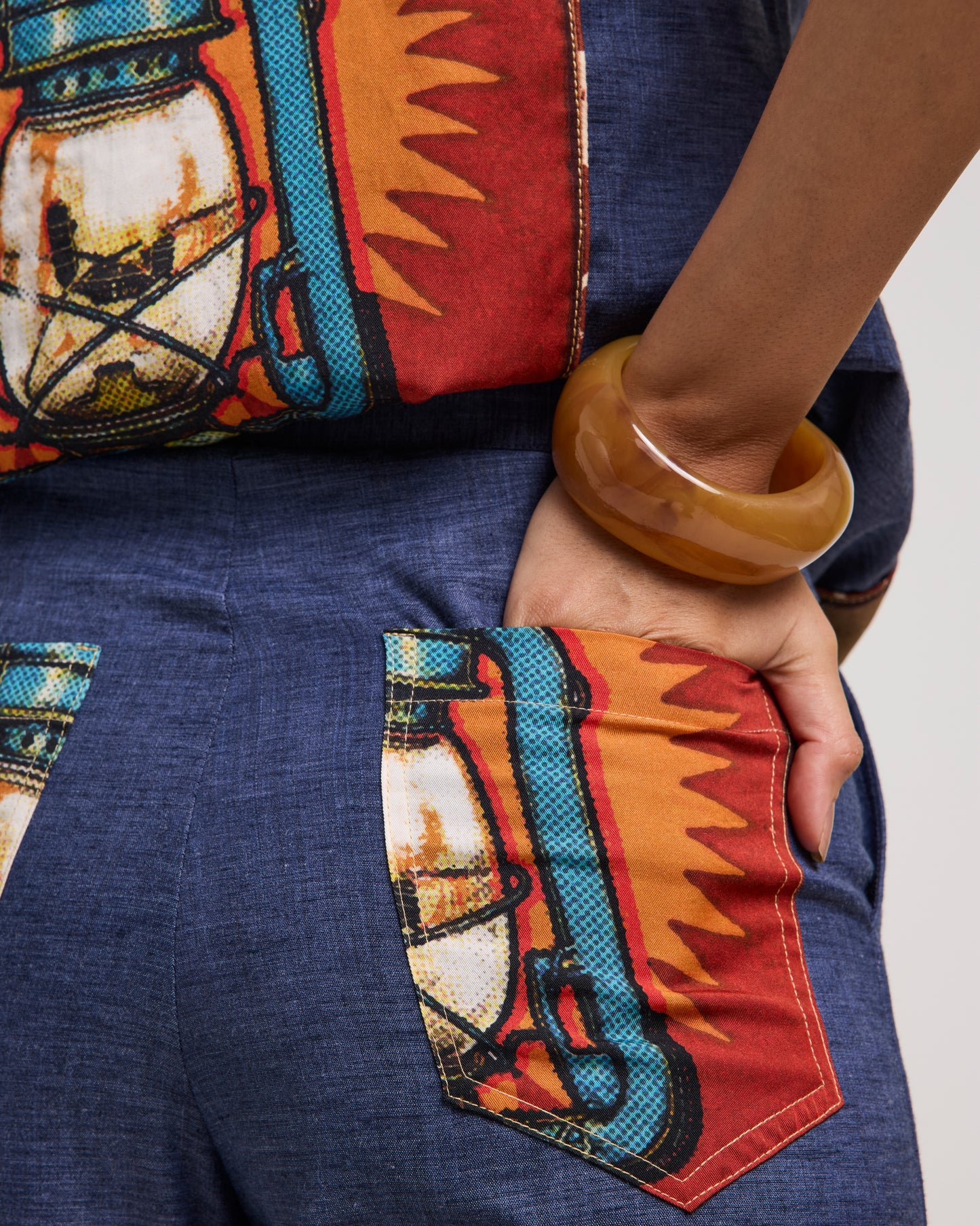 Lamp Shirt Set